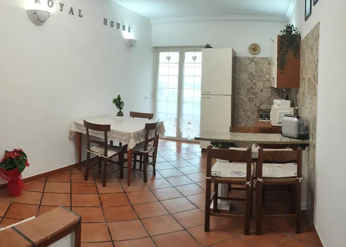 Royal House Penzion *